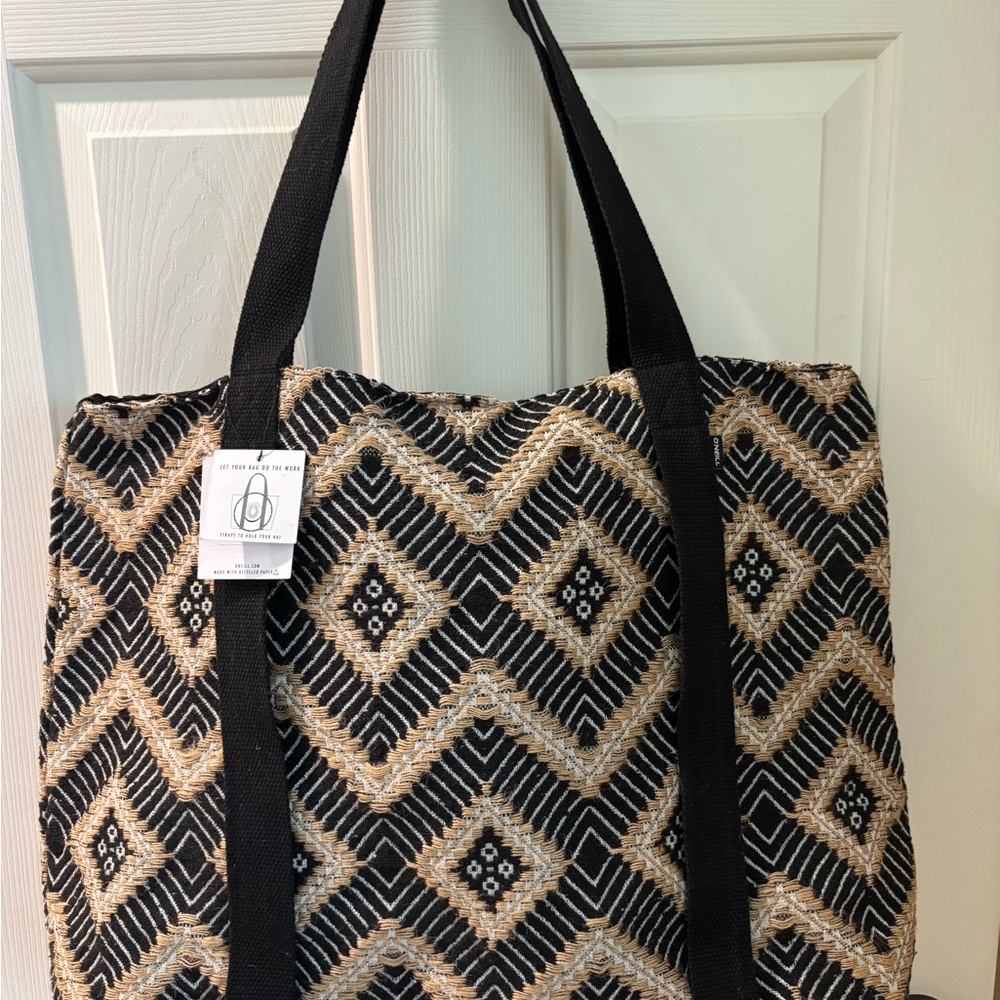 O'Neill Black and Gold Geometric Tote